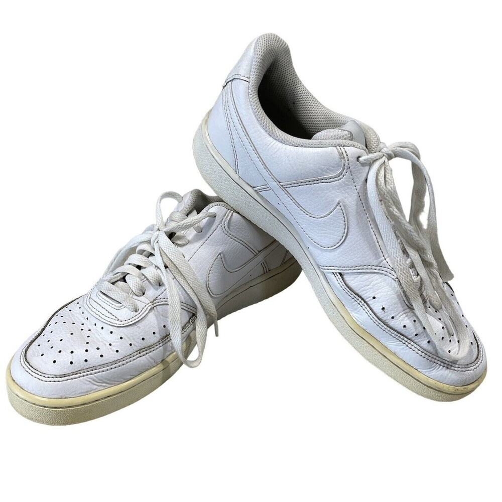 Nike Court Vision Low Top Sneakers Triple White Women’s Size 9 Sporty Gym Shoes